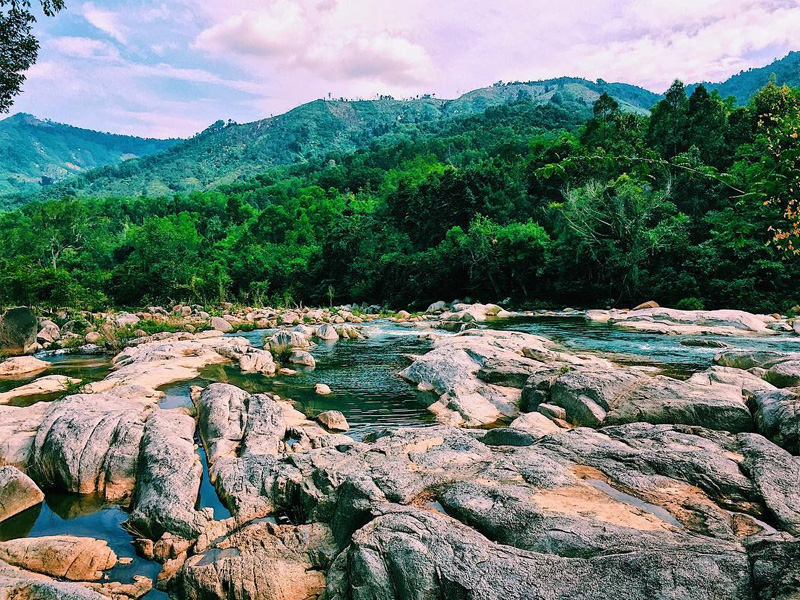 Khám phá ngay Hòn Bà Nha Trang