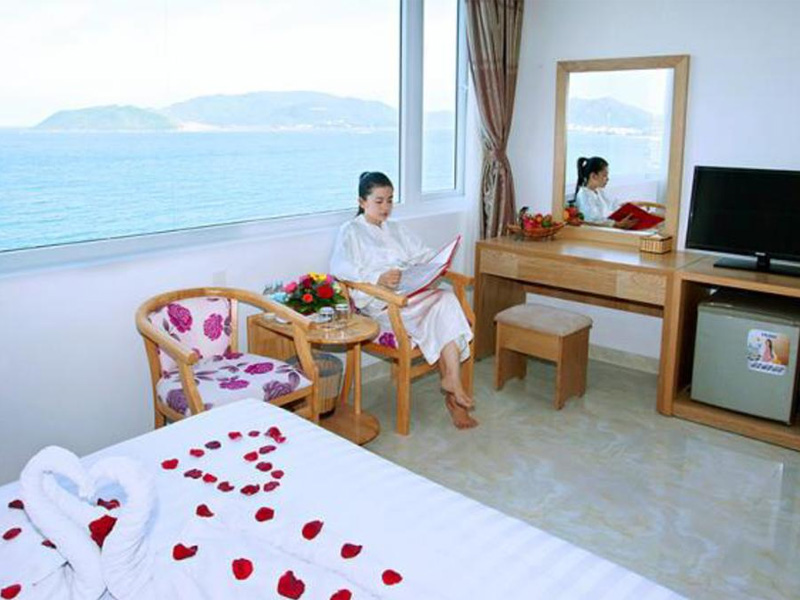 Khách sạn gần biển Nha Trang - Majestic Star