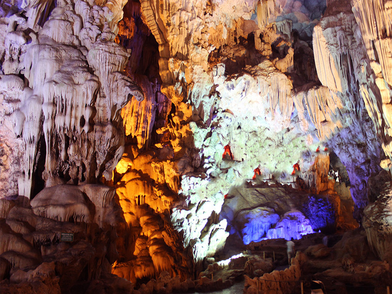 gia-ve-dong-thien-cung-ha-long-quang-ninh-4.jpg