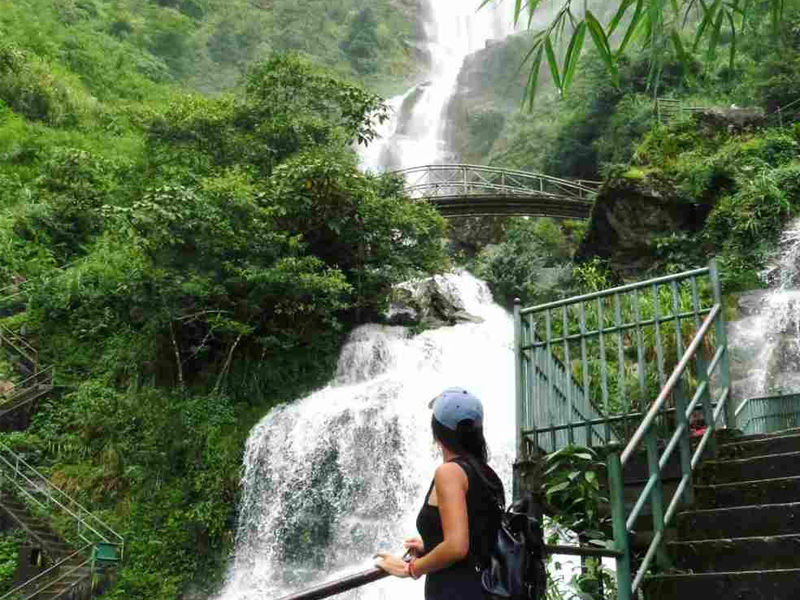 gia-ve-thac-bac-sapa-lao-cai-3.jpg