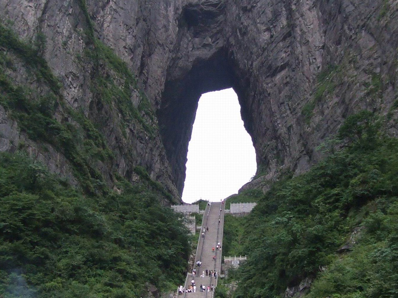 gia-ve-cong-troi-sapa-lao-cai-2.jpg