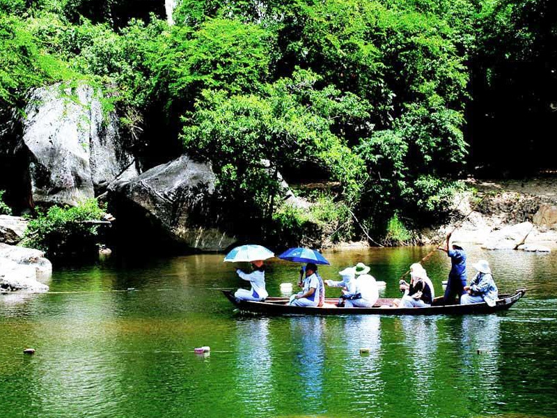 gia-ve-khu-du-lich-ham-ho-quy-nhon-1.jpg