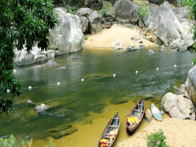 gia-ve-khu-du-lich-ham-ho-quy-nhon-5.jpg
