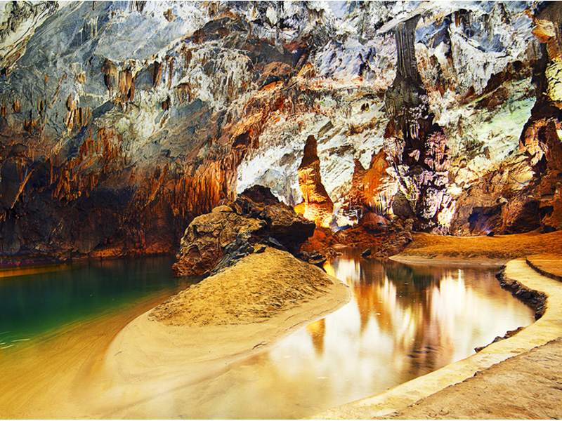 gia-ve-dong-phong-nha-quang-binh-3.jpg