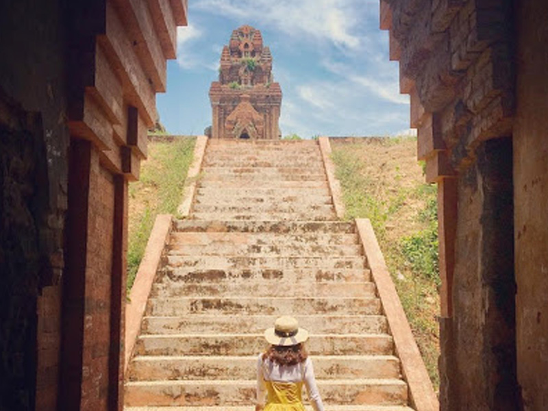 gia-ve-thap-banh-it-quy-nhon-2.jpg