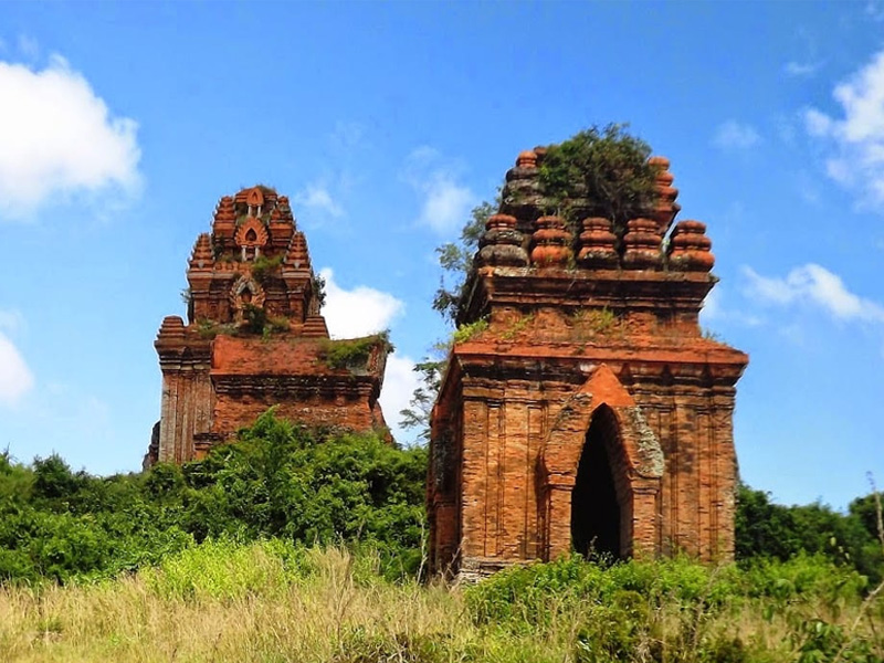 gia-ve-thap-banh-it-quy-nhon-5.jpg