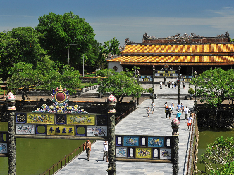 gia-ve-hoang-cung-dai-noi-hue-2.jpg