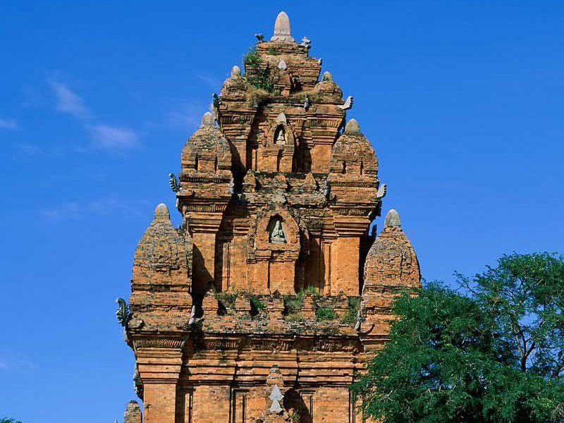 gia-ve-thap-cham-poshanu-ninh-thuan-1.jpg