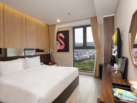 emarald-bay-hotel-spa-nha-trang-1.png