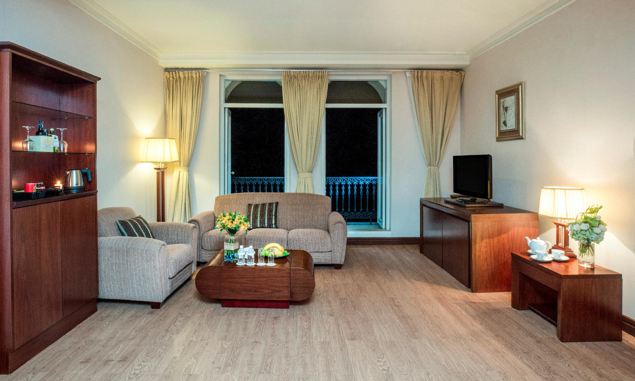 sunrise-nha-trang-beach-hotel-spa-2-6.jpg