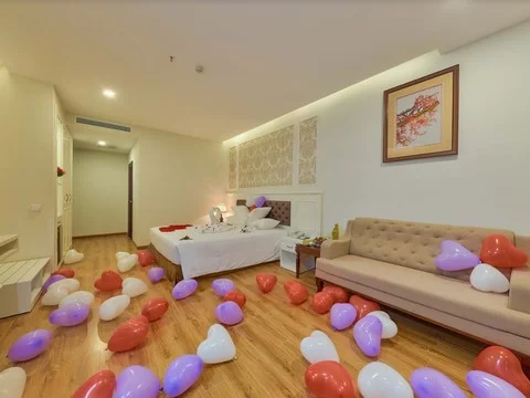 abt1529290545_imperial_nha_trang_hotel.png
