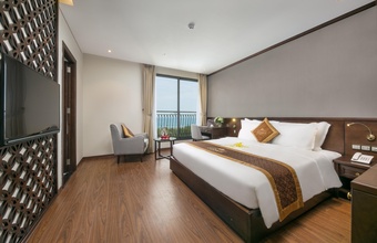 cosmos-hotel-danang.jpg