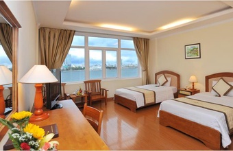 bamboo-green-hotel.jpg