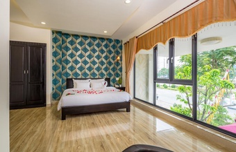 la-maison-da-nang-beach.jpg
