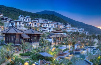 intercontinental-danang-sun-peninsula-resort.jpg
