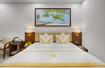merry-hotel.jpg