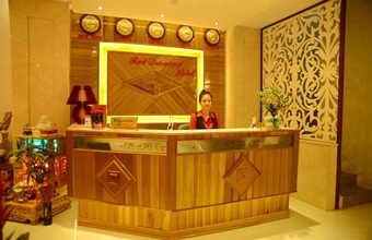 red-diamond-hotel.jpg