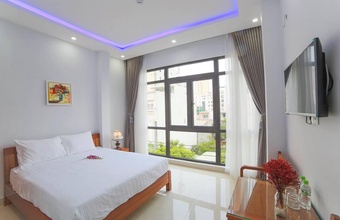 summer-beach-hotel.jpg