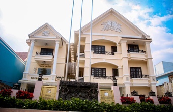 le-petit-paris-dalat-hotel.jpg