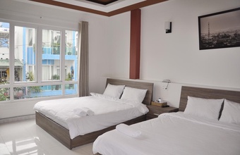 pini-hotel.jpg