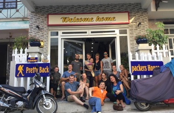 pretty-backpackers-house.jpg