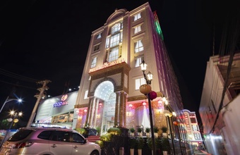 phuc-ngoc-hotel.jpg