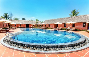 boutique-cam-thanh-resort.jpg