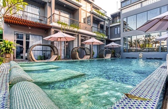 sea-lavie-boutique-resort-spa.jpg