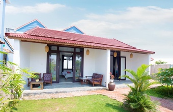 an-bang-sunrise-beach-bungalow.jpg