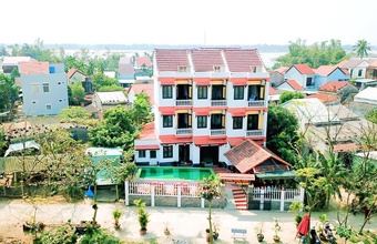 blue-river-villa-homestay.jpg