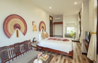 nipa-riverside-villa-hoian.jpg