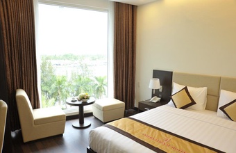 international-hotel.jpg
