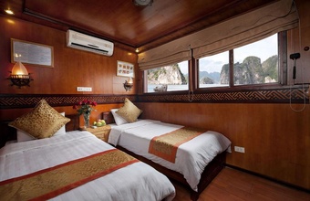 halong-golden-bay-cruise.jpg