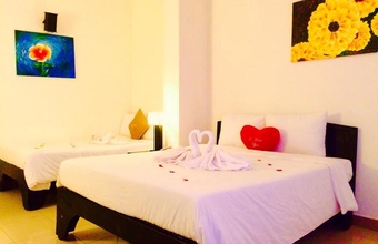 ruby-bistro-hotel.jpg