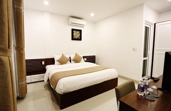 moon-sun-hostel.jpg