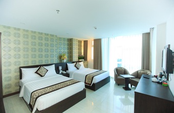 lucky-star-hotel.jpg