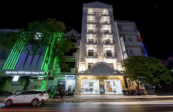dac-tin-luxury-hotel.jpg