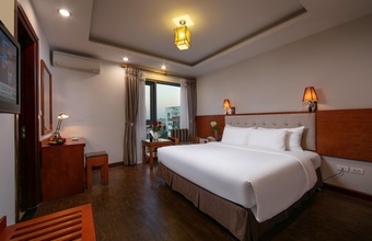 sen-luxury-hotel.jpg