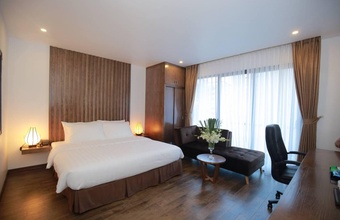 inearth-hotel.jpg