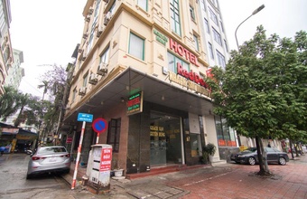 reddoorz-near-dai-hoc-ha-noi-nguyen-hung-hotel.jpg