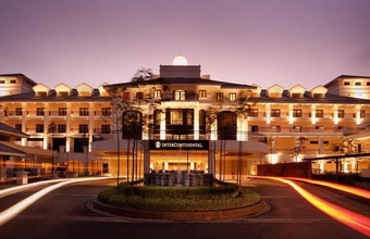 intercontinental-hanoi-westlake.jpg