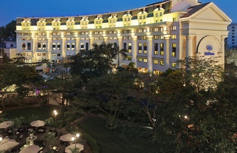 hilton-hanoi-opera.jpg