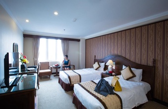 chalcedony-hotel.jpg