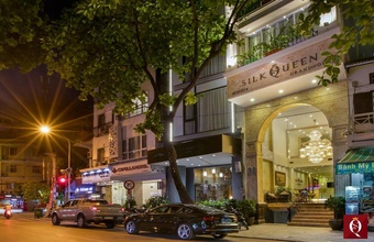 silk-queen-grand-hotel.jpg