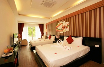 eclipse-legend-hotel.jpg