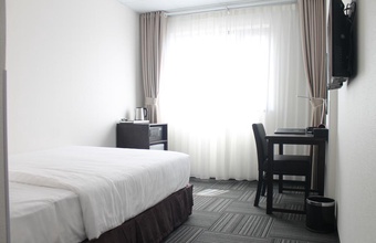 sakura-hotel-3.jpg