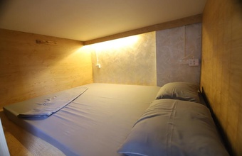 trangtien-hostel.jpg