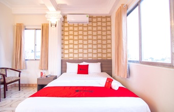 reddoorz-plus-near-nowzone-plaza-tan-hoang-long-hotel.jpg