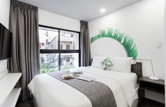 la-regatta-boutique-residences.jpg