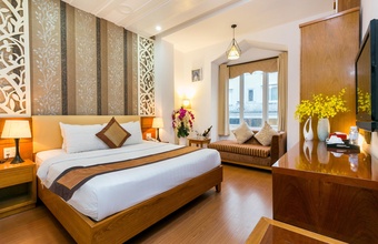 symphony-hotel.jpg